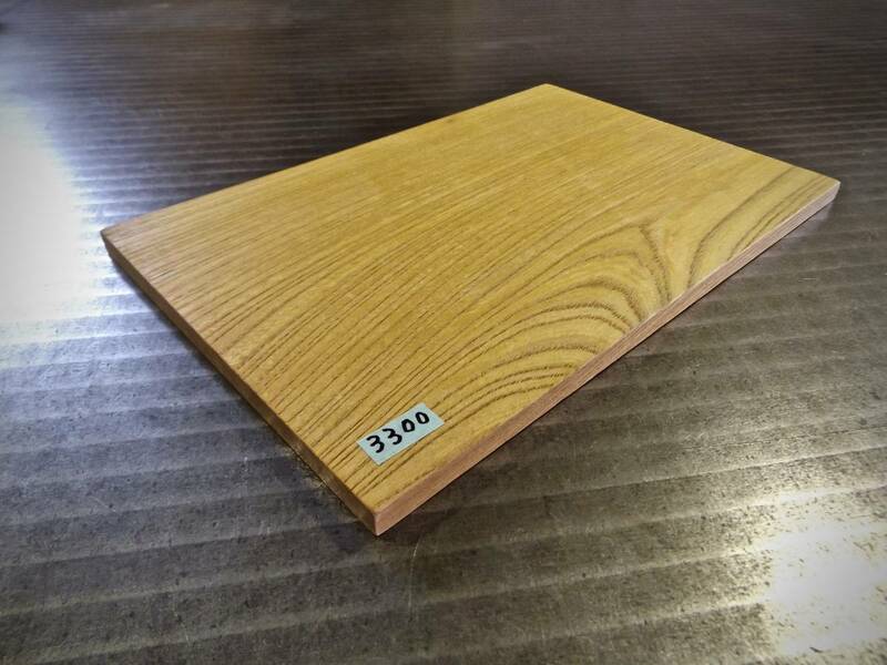 欅 （285×189×10）mm 1枚　乾燥済み 無垢一枚板 送料無料 [3300] ケヤキ けやき 木材 花台 ササ杢 キヤンプ 道具 まな板