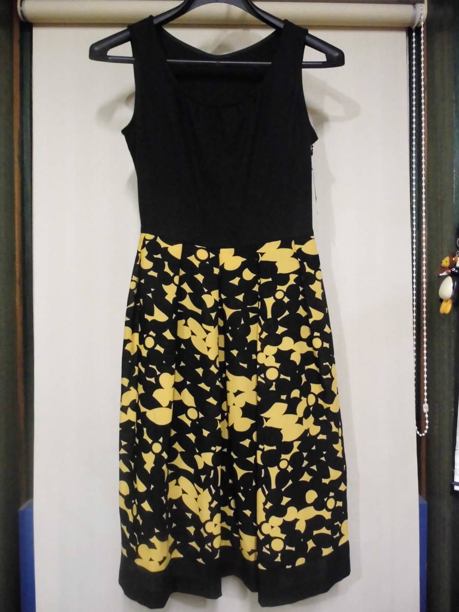 agre able　☆　ワンピース　☆　新品未使用品　☆　９号　☆