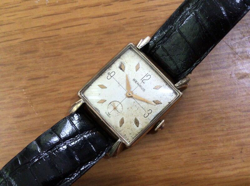 スイス製 60年代 Benrus アンティーク メンズ腕時計★スモセコ 四角 ケース 革ベルト 手巻き オリジナルムーヴメント