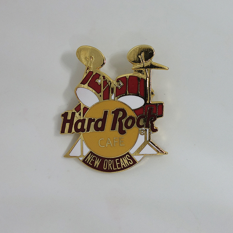 Hard Rock CAFE ドラム 赤 ブローチ ハードロックカフェ ピンバッジ NEW ORLEANS マニア コレクター #p-11382