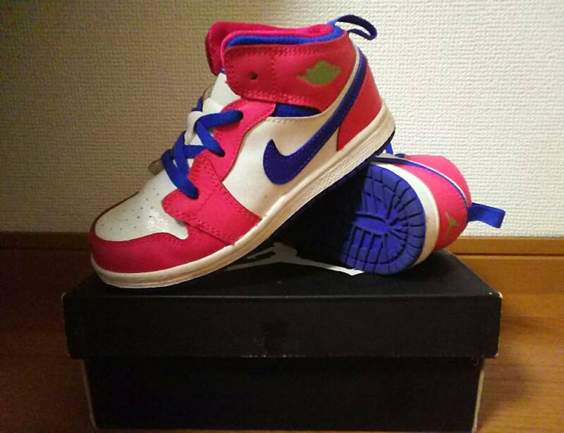 幻☆JORDAN 1 MID BT白ピンク青ホワイト黄緑色NIKE AIR AJ1ナイキ エア ジョーダン16センチ640735-139キッズ16cmシカゴChicagoクリスマス☆