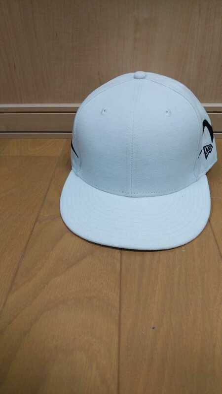 NEW ERA ニューエラ キャップ スナップバックホワイト/グリーンサテン総柄レア新品