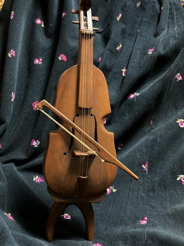 昭和レトロ　57年頃　バイオリンの置物