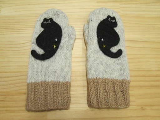 〓 新品 〓 手袋 〓 ミトン 〓　手編み　ハンドメイド　クロネコ　黒猫　ネコ　アニマル　エスニック　ウール　フリース　おしゃれ　〓T202