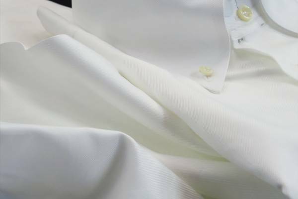 ★イタリアシャツ白DANROMAドゥエボットーニHASTING BIANCA L 42-93 ひとつは欲しい正統派の白！魅力的です・・・❤