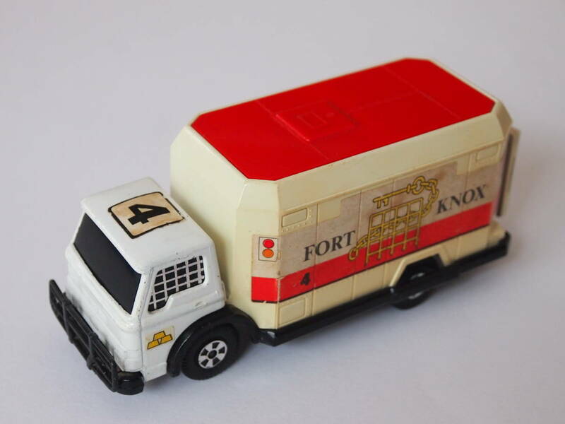 MATCHBOX マッチボックス SECURITY TRUCK 小物入れ ダイアル操作による開閉（全長13.5） 1970年代・英国製　超レア物