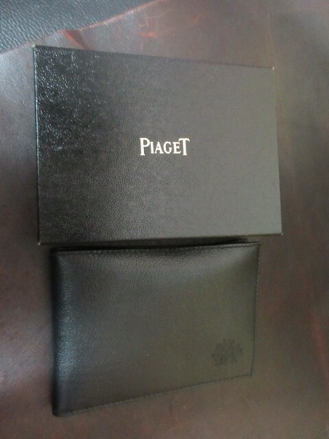 ピアジェ Ｐｉａｇｅｔ レザー ブラック 二つ折り財布 未使用品 （中古）