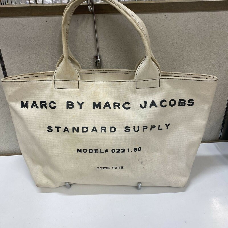 【MARC BY MARC JACOBS マークジェイコブス】STANDARD SUPPLY キャンバストートバッグ ロゴ入りハンドバッグ 大白