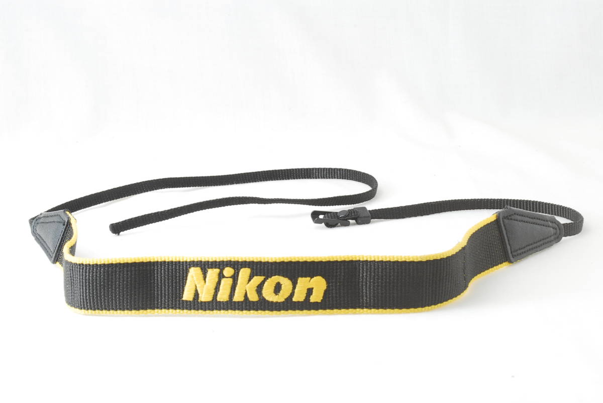 ☆新品同様☆Nikon ニコン カメラ ストラップ 刺繍文字 黒色(ブラック)×黄色(イエロー) 純正 ショルダー ネック Camera Strap レア 貴重☆