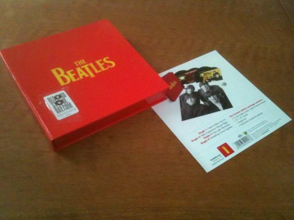 【超稀少＊US RSD Exclusive-Box (4x7-inch Vinyls)】The Beatles「Hey Jude」他 w/Big Poster ★ほぼ新品同様・未使用★