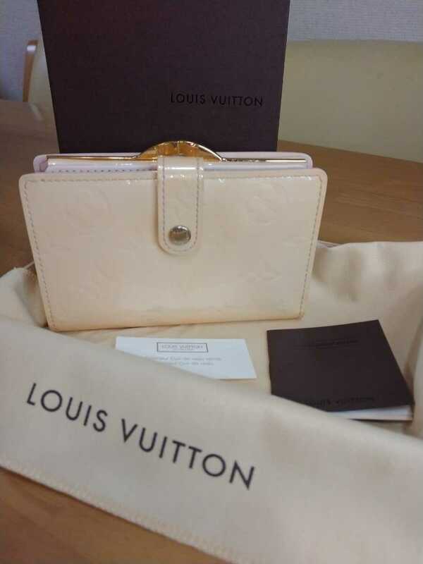 中古 LOUIS VUITTON ルイヴィトン財布 ヴェルニ モノグラム 二つ折り がま口財布 vernis wallet 箱,保存袋付き 送料無料
