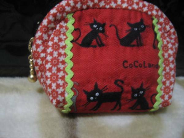 ★ハンドメイド　子ネコ　黒猫　コロコロポーチ　小銭入れ　財布