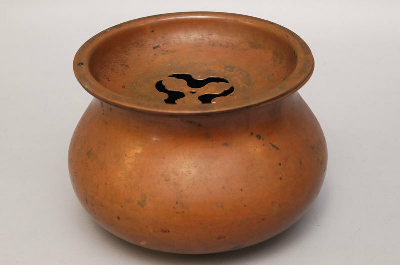 北越堂◆蓋付建水 銅製 エフゴ こぼし 茶道具-491