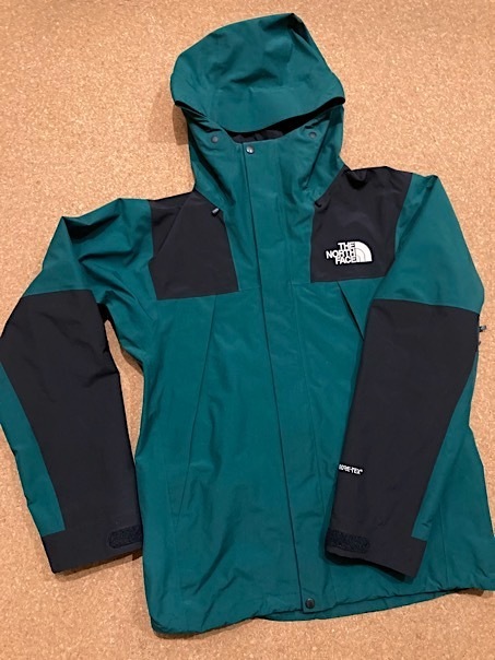 レア★ノースフェイス SUMMIT マウンテンジャケット GORE-TEX 緑/黒 L NP61800★防水透湿 マウンテンパーカー ボタニカルガーデングリーン