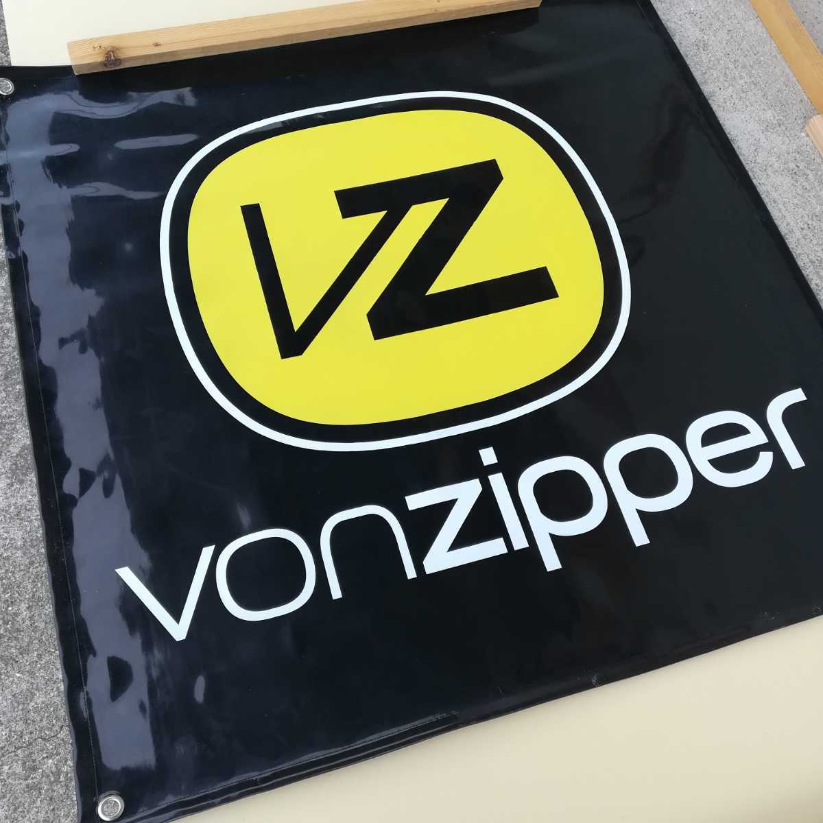 vonzipper ボンジッパー　特大バナー