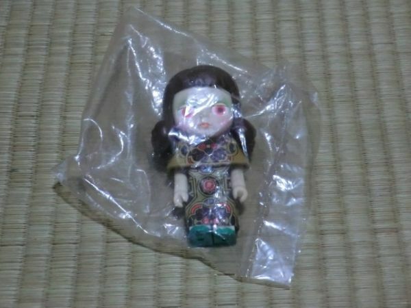 未開封品　メディコムトイ　KUBRICK　Blythe　ブライス　series1　Medieval Mood　メディバル ムード　赤い目