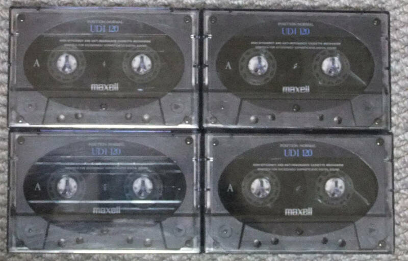 カセットテープ　中古　maxell UDI-120 x4本
