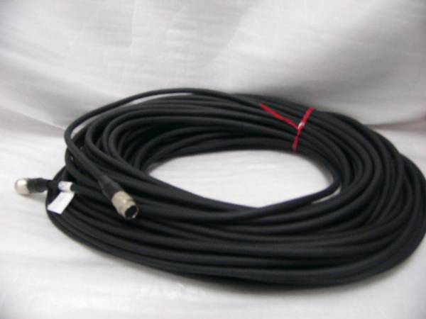 ★中古 KEYENCEレーザ変位計LS-7000用接続ケーブル LS-C30A 30m