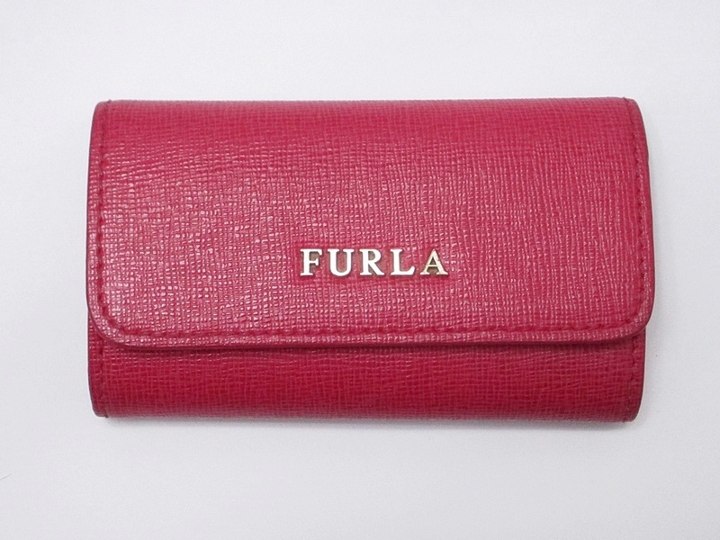 22-41　FURLA　フルラ　6連キーケース　三つ折り　ホック開閉式　ロゴ　シンプル　ピンク系　レディース