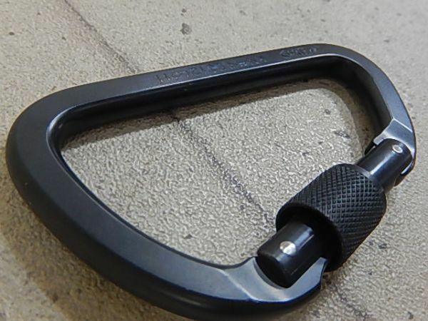 X19 入荷しました！極上品！1点のみ！◆SKEDCO LOCKING D CARABINER◆米軍◆