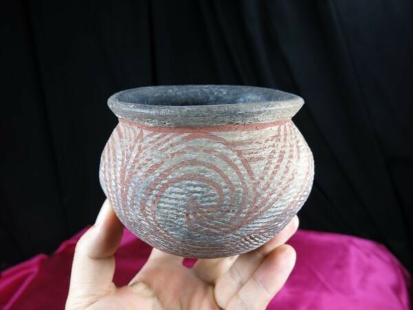 バンチェン彩色土器　小　タイ王国　遺跡発掘品　紀元前1000年　ユネスコ世界遺産（文化遺産）陶器　