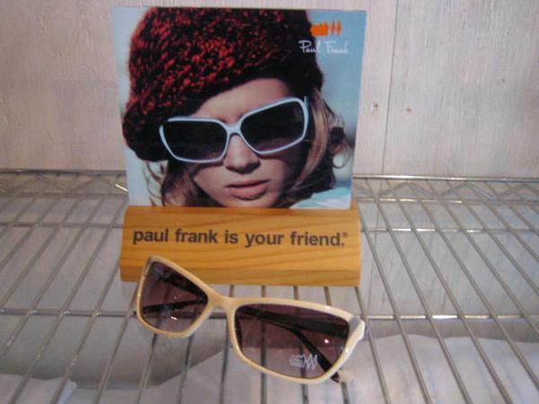 【送料無料】ポールフランクサングラス品番　VALERIE TEARDROP　OFF WHITE STRIPE　検PAUL FRANK@ＡC@