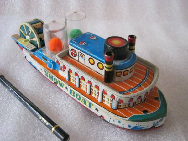 【玩具】 ブリキ製 フリクション ショーボート 綿ボールが浮きます