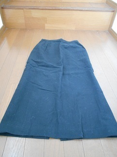 深緑の毛100％ロングスカート