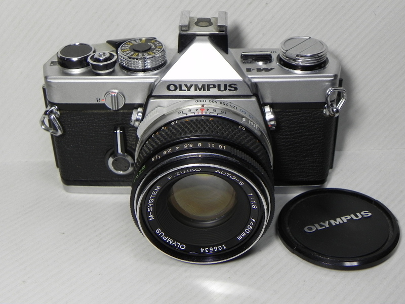OLYMPUS　M-1 カメラ+OLYMPUS M-SYSTEM F.ZUIKO 50mm/f1.8レンズセット(希少良品)