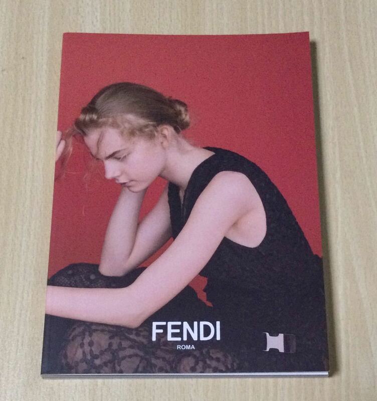 FENDI RESORT 2019 WOMEN'S COLLECON フェンディ コレクション カタログ 