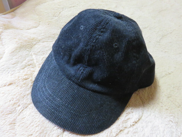 LOWRYS FARM アダストリア社 コーヂュロイ 帽子 キャップ ブラック 黒 フリーサイズ 後部でサイズ調整 しっかりした維持 裏生地付 未使用