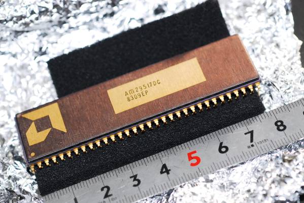 AMD Am29517DC 乗算器