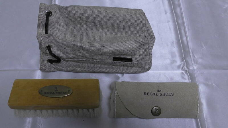 ☆★ 新品 未使用品 限定品 REGAL リーガル 90s 当時物 非売品 シューケア 靴のお手入れブラシ 馬毛 豚毛 ブラシ 20年以上経過しています。