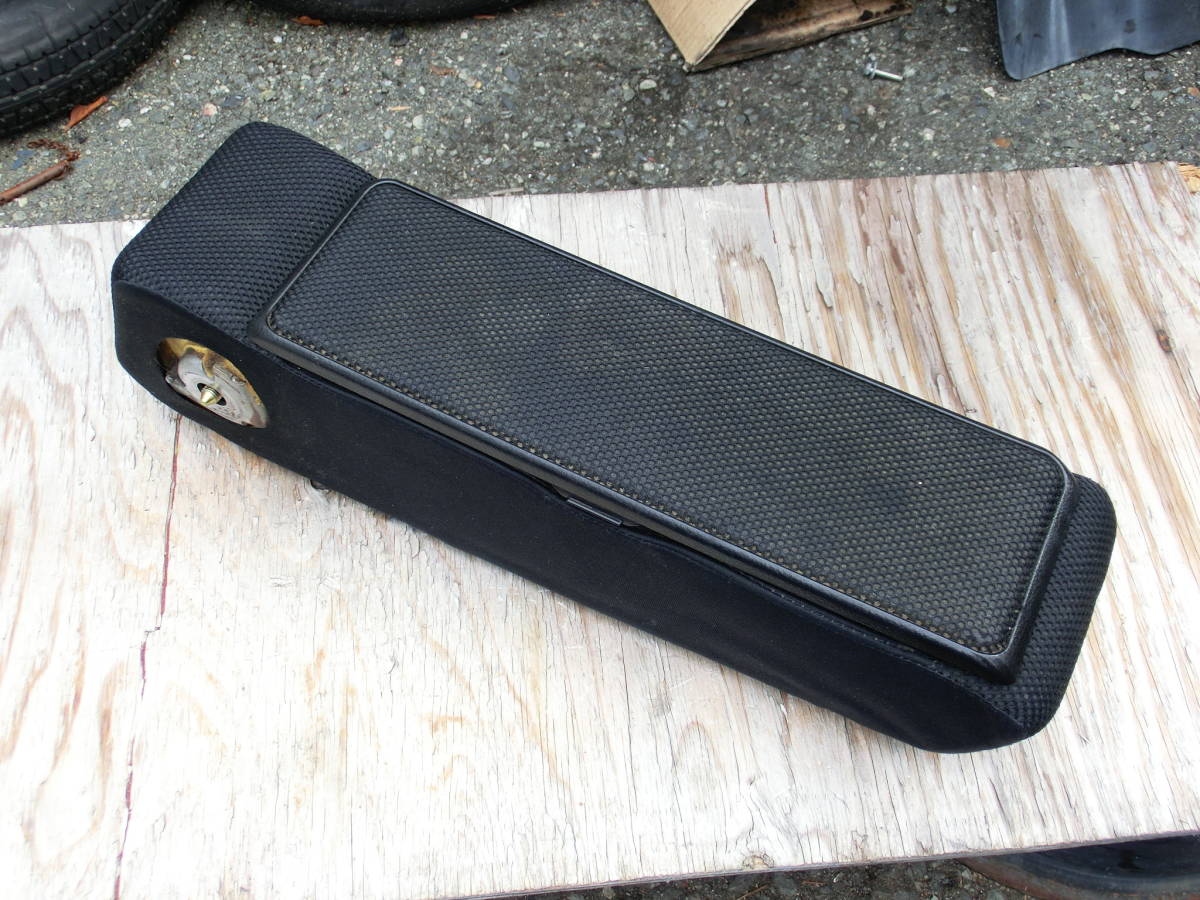 L150S ムーヴ アームレスト ひじおき 運転席 14年式 ムーブ カスタム X ひじかけ