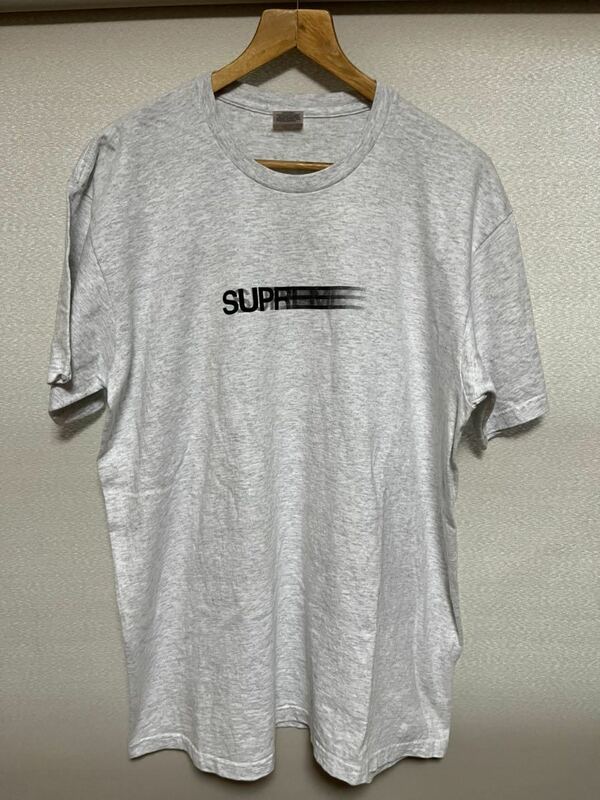Supreme　シュプリーム　Tシャツ　モーションロゴ　Motion　Logo　Tee　アッシュグレー　ホワイト系
