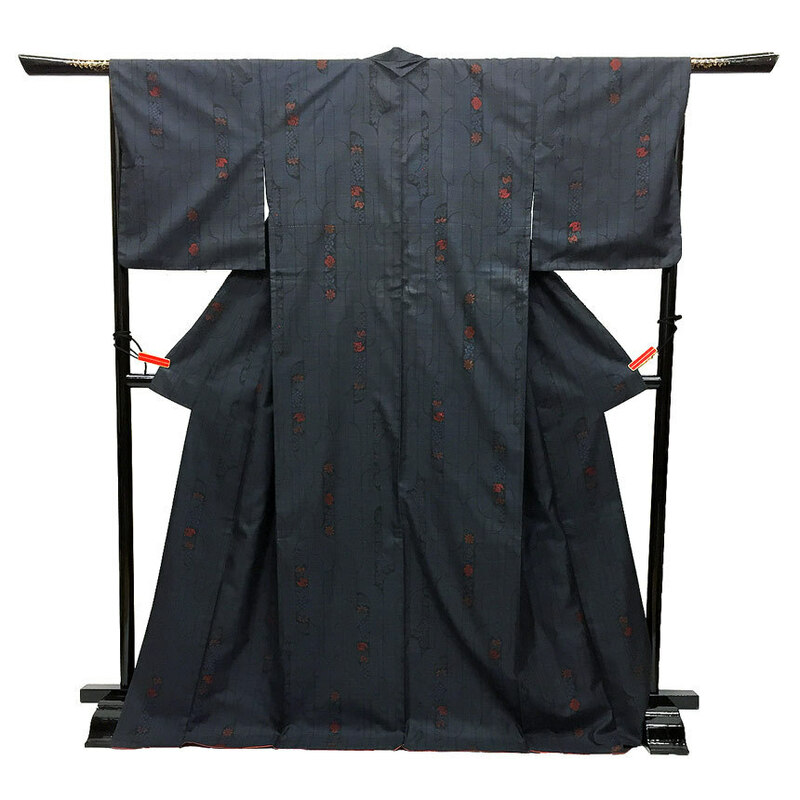 京やG044　大島紬　紺系　トールサイズ　身丈170cm　裄70cm以上　美品　リサイクル着物　仕立て上がり　大きなサイズ
