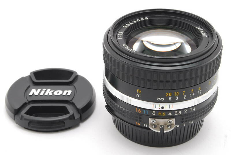 Nikon Ai NIKKOR 50mm f1.4S (Ai-S F1.4) 動作も写りもOKです。概ねキレイです。前後キャップ付き