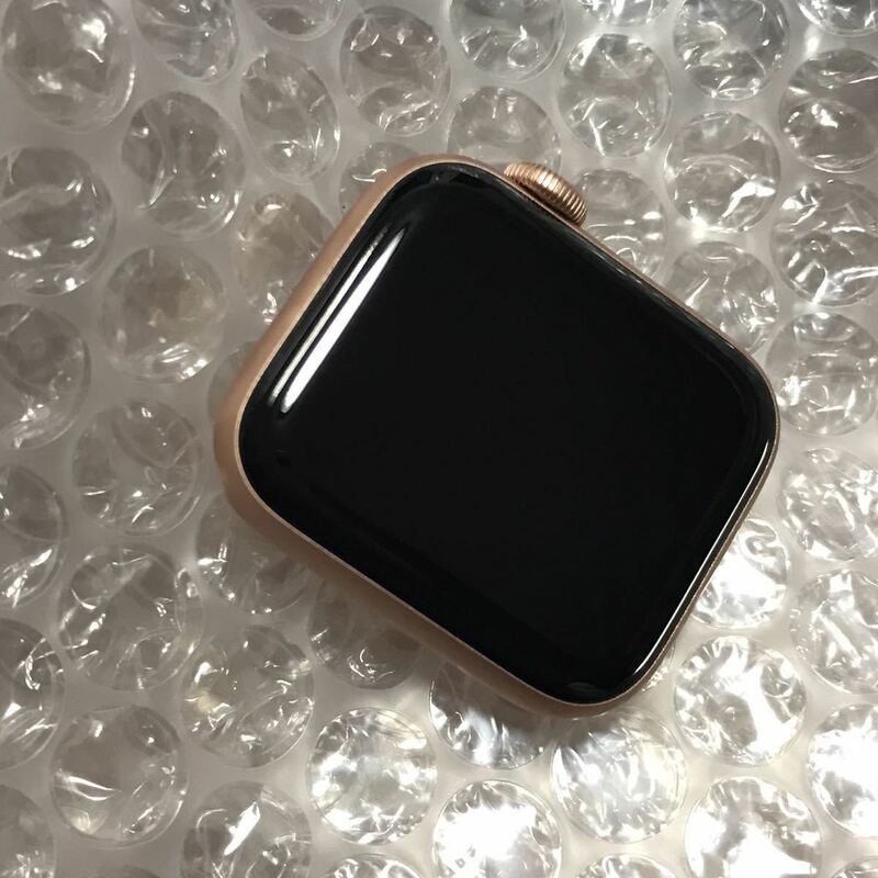 Apple Watch Series 6 (GPSモデル) 40mm ゴールドアルミニウムケース アップルウォッチ バッテリー89% Band,cable無 美品