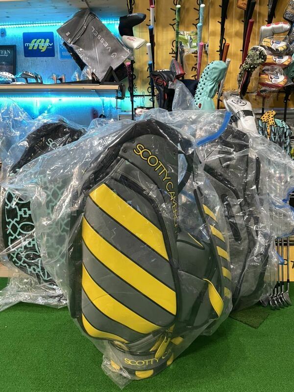 Scotty Cameron Limited Caution Stripe Staff Bag Yellow Matching Head Covers/スコッティキャメロン/ヘッドカバー4個付き