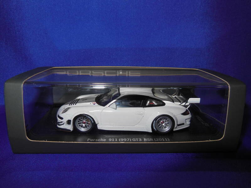 1/43　SPARK　超入手困難　150台限定　ポルシェ　Porsche　911　997型　GT3　RSR　2011年　WHITE　スパーク