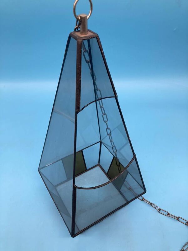 【A3096N027】ステンドグラス風 テラリウム ガラス製 チェーン付き（約1m） オシャレ 9面体 ガーデニング