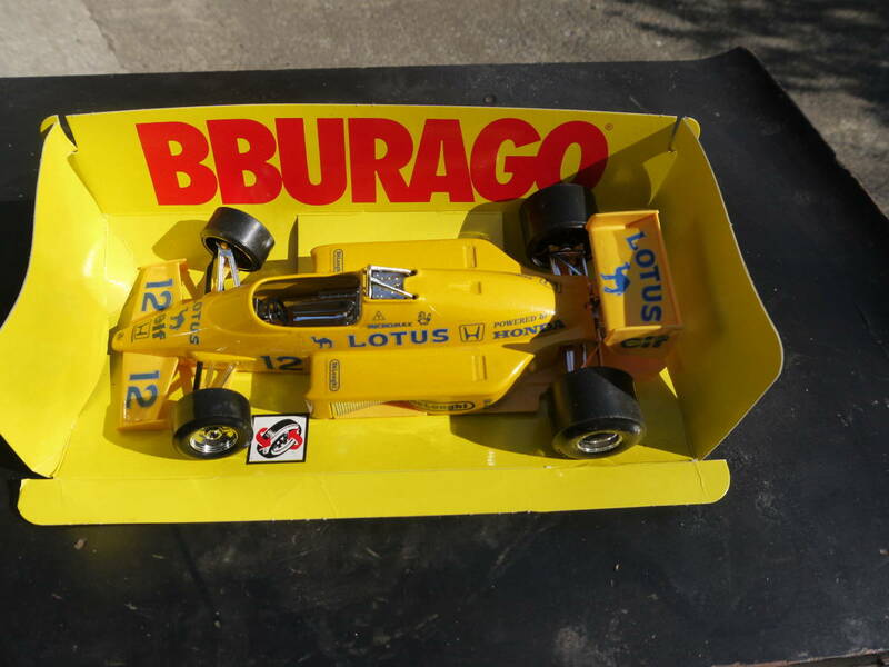 【HD0228】未使用 Bburago Lotus ホンダ ロータスターボ イエロー 1:24 ヴィンテージ ダイキャストモデル