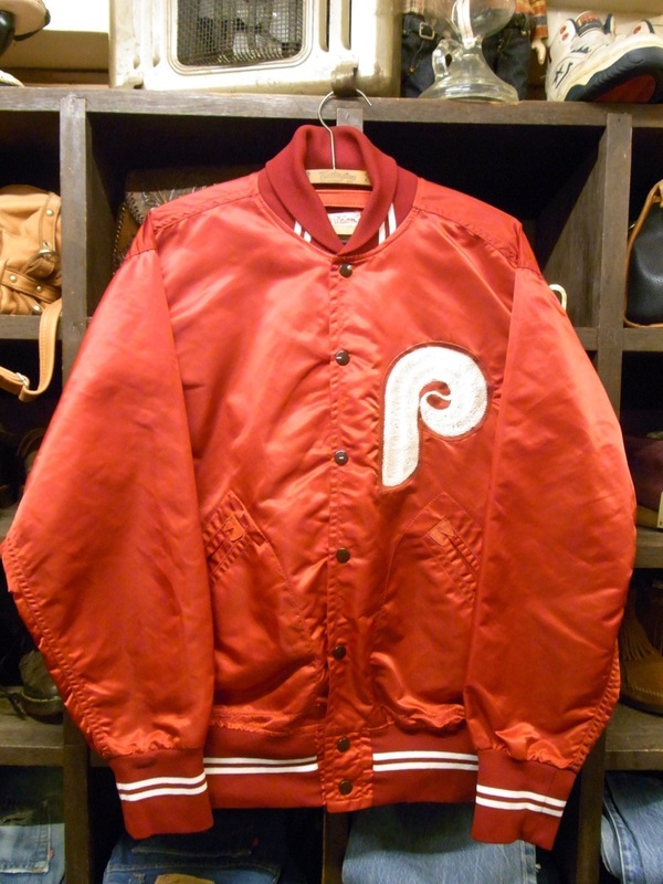 ビッグサイズ 60 70'S MADE IN USA MLB PHILLIES SATAIN JKT SIZE 42 アメリカ製 ウィルソン メジャーリーグ フィリーズ サテン ジャケット