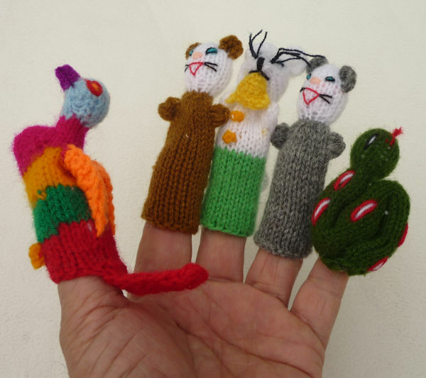 送料無料 可愛 指人形 ５個セット 動物 鳥　ペルー アンデス インカ プーノ 手編み チチカカ湖 31 フォルクローレ衣装 フォルクローレ音楽