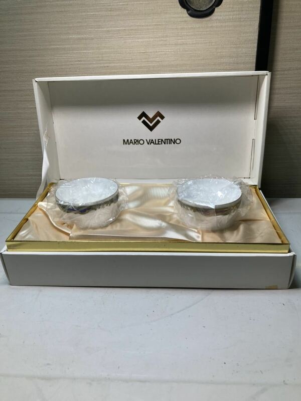 ● 未使用品　MARIO VALENTINO カップ2客セット　洋食器