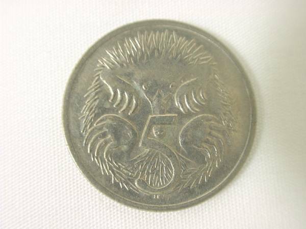 オーストラリア連邦 5Cents 5セント 硬貨・コイン 26