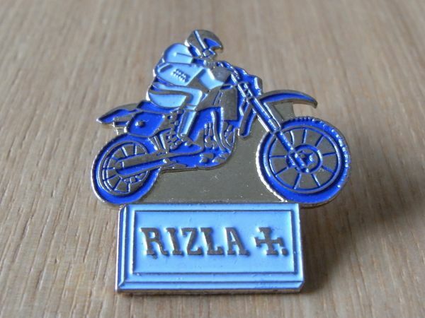 古い ピンバッジ : RIZLA + モトクロス バイク 乗り物 ピンズ #U