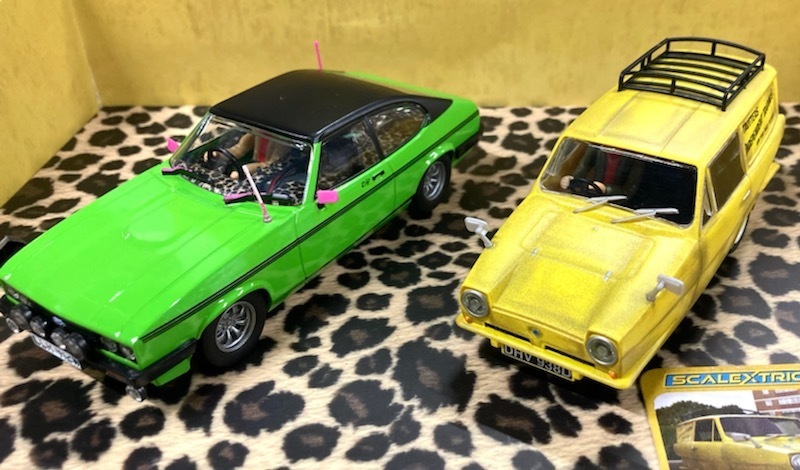 1/32 SCALEXTRIC C4179A Only Fools And Horses Twin Pack スロットカー 