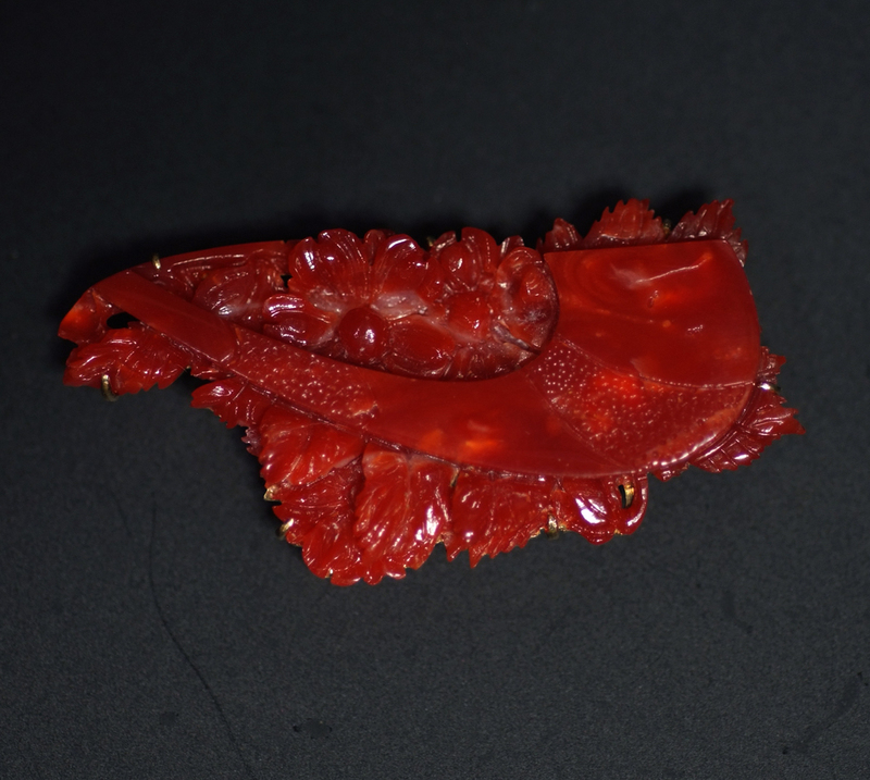F2601 時代 手創品 天然血赤珊瑚 最高級18金無垢帯留 重量9.85g 幅26.9×50.4mm