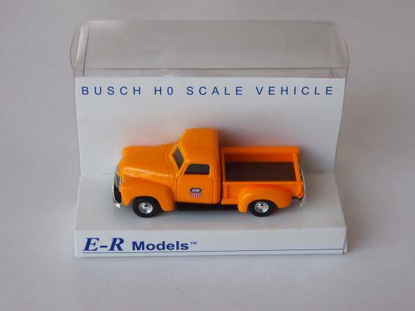 BUSCH 1/87　シボレー Chevrolet '53 PICKUP (UNION PACIFIC)